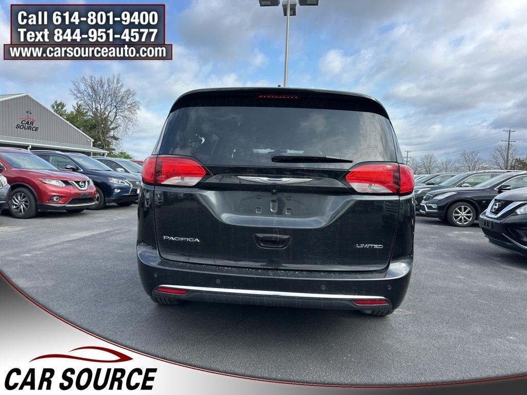 Chrysler Pacifica  2018