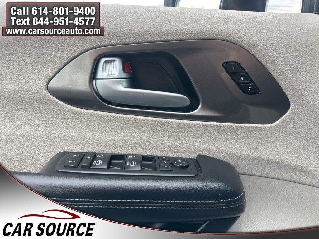 Chrysler Pacifica  2018