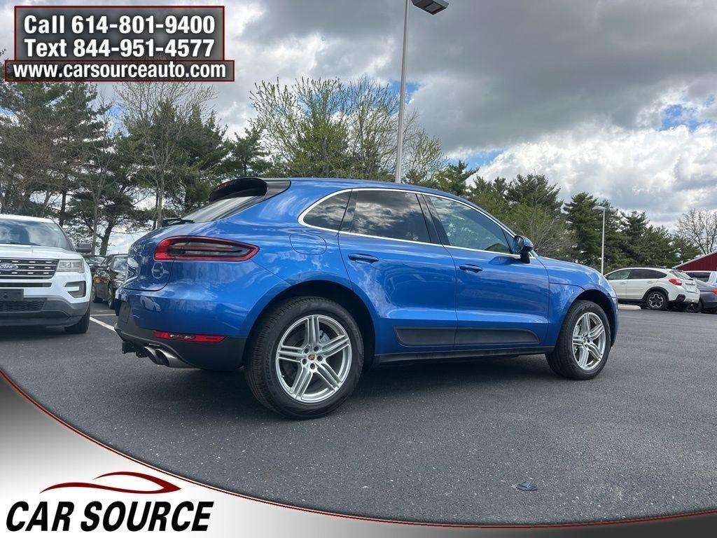 Porsche Macan  2017