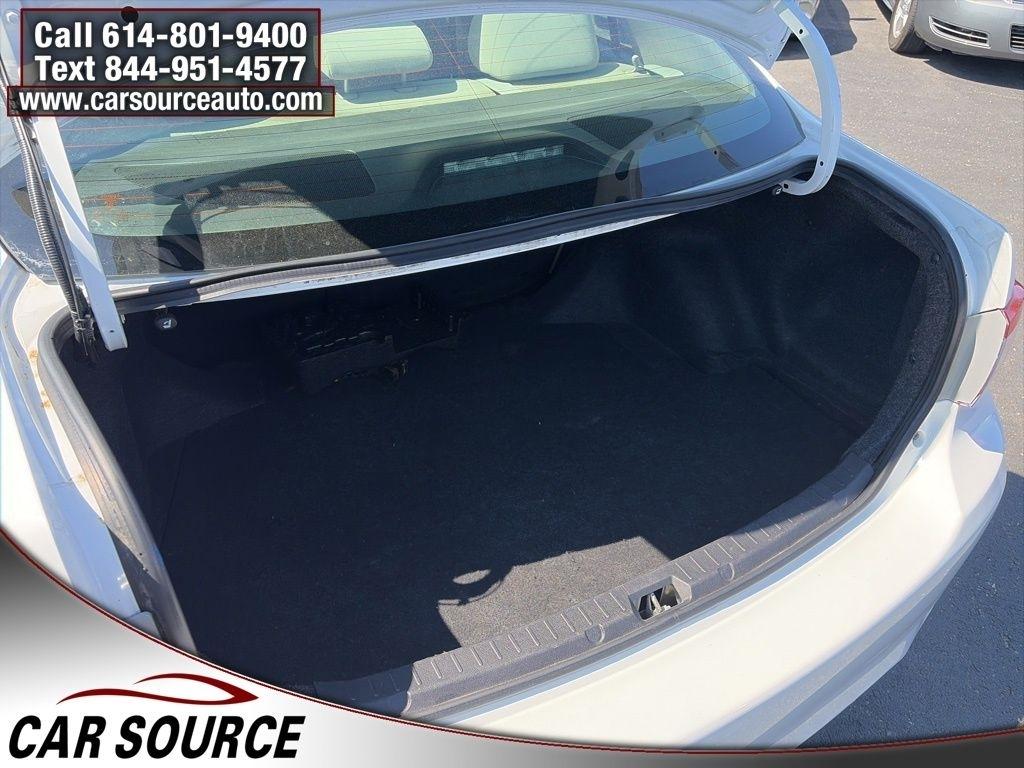 Toyota Corolla  2011