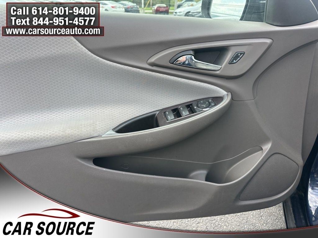 Chevrolet Malibu  2016