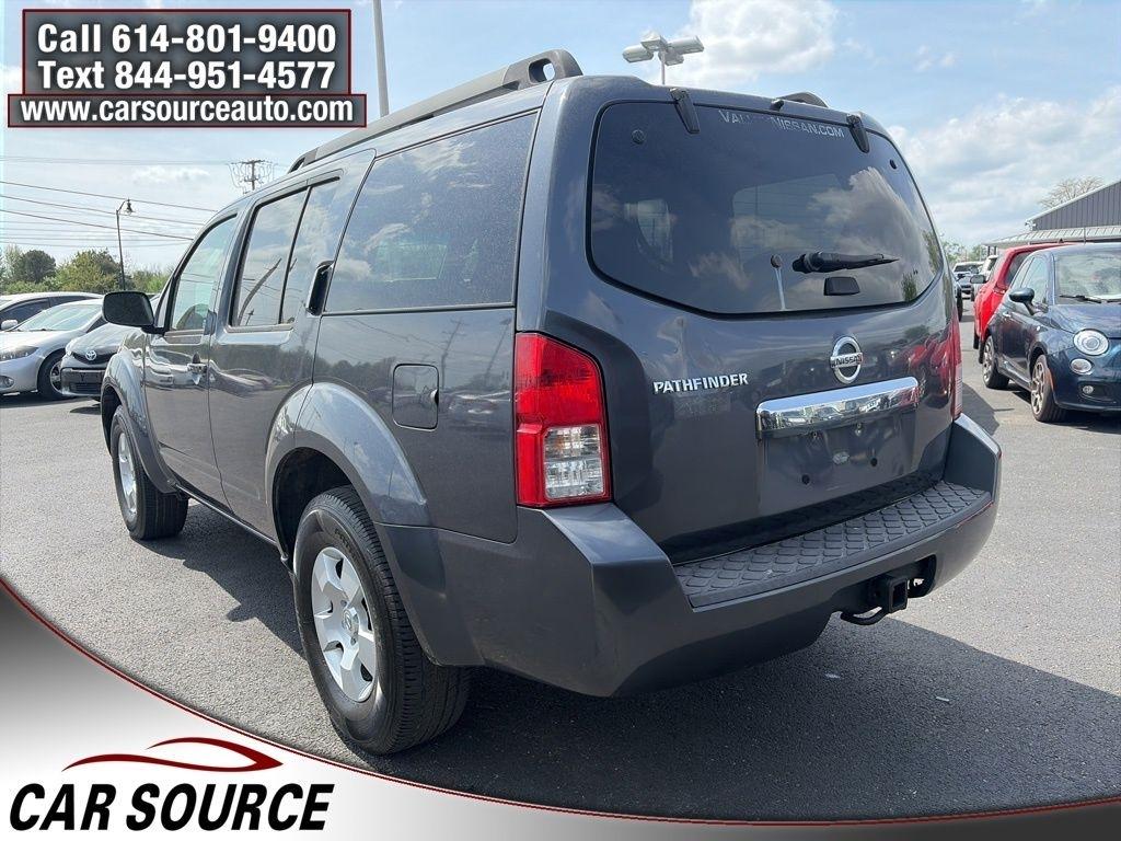 Nissan Pathfinder  2011