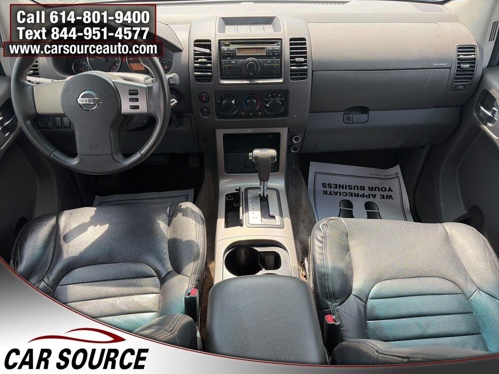 Nissan Pathfinder  2011