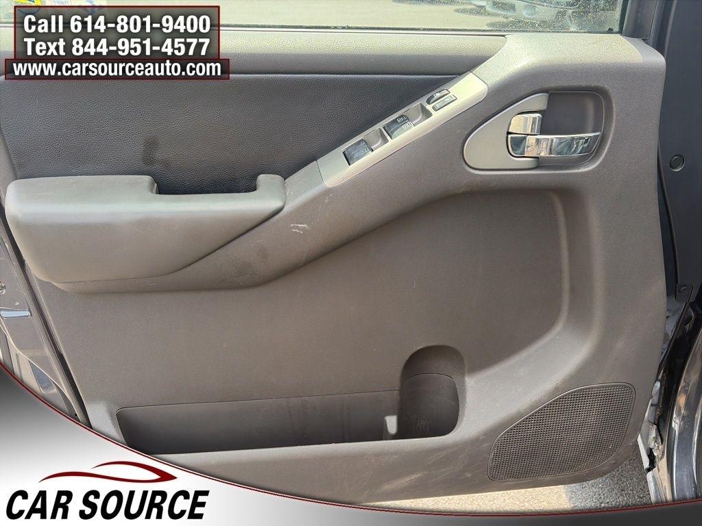 Nissan Pathfinder  2011