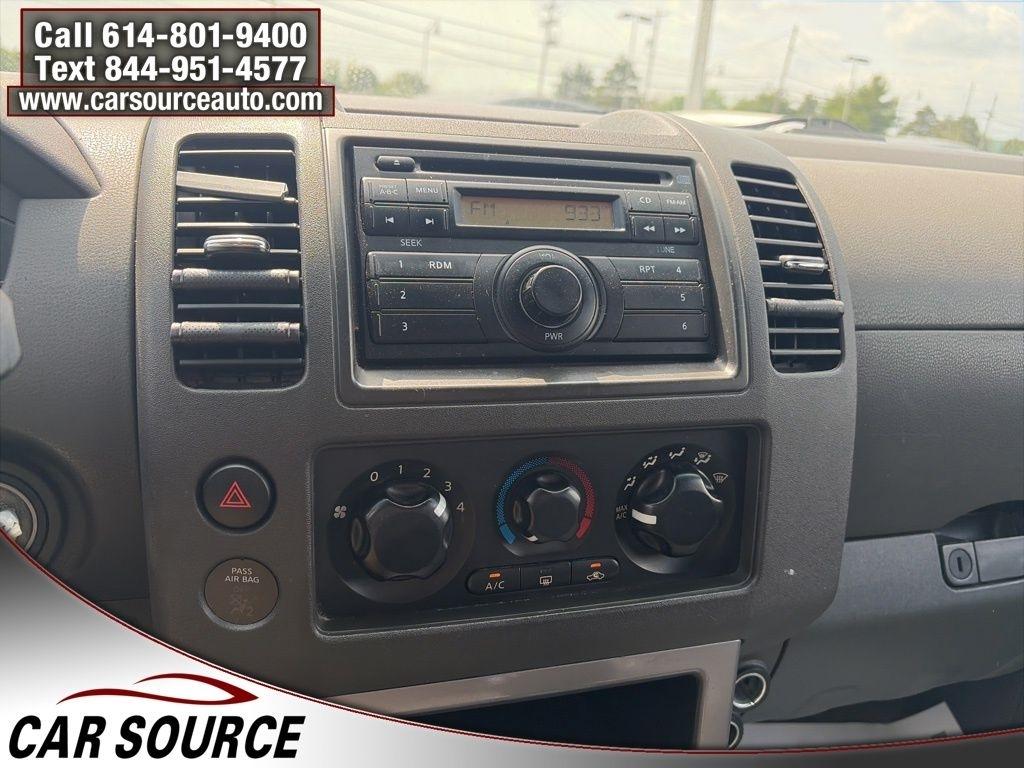 Nissan Pathfinder  2011