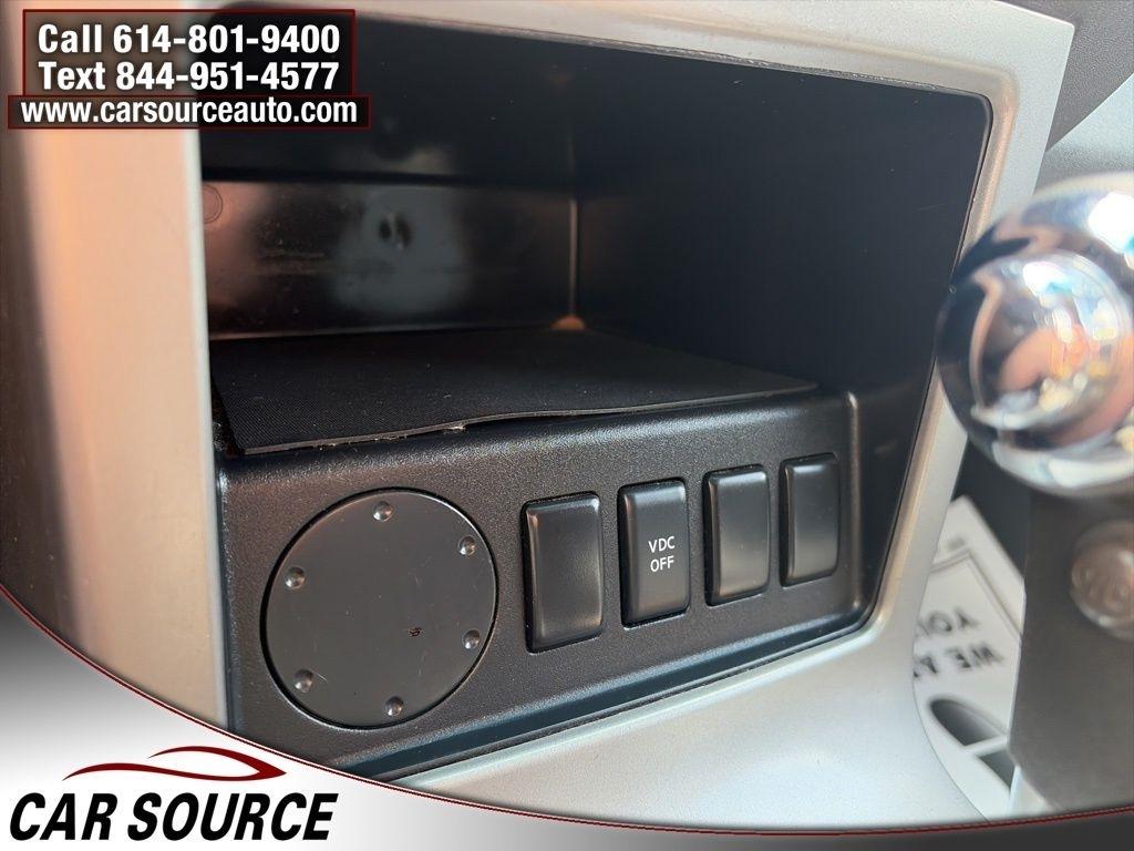 Nissan Pathfinder  2011