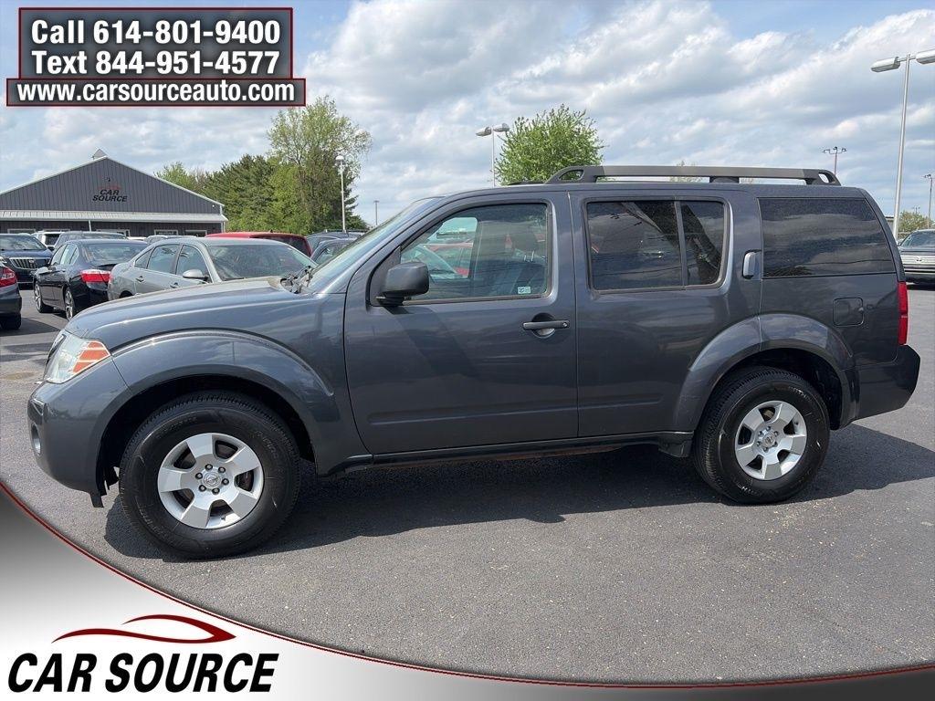 Nissan Pathfinder  2011