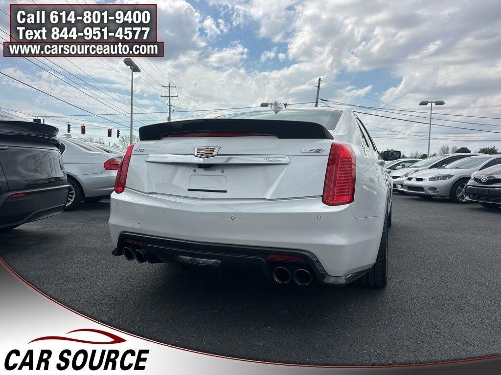 Cadillac CTS-V Sedan  2018