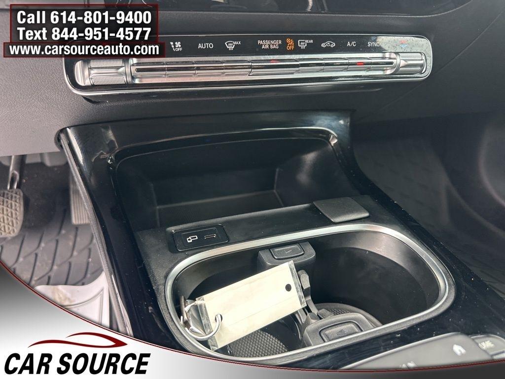 Mercedes-Benz CLA  2021