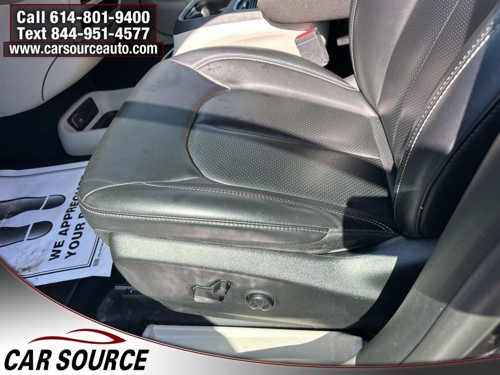 Chrysler Pacifica  2023