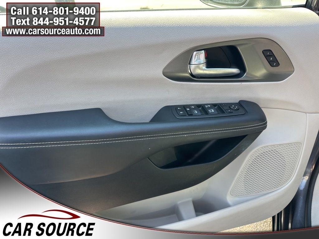 Chrysler Pacifica  2023