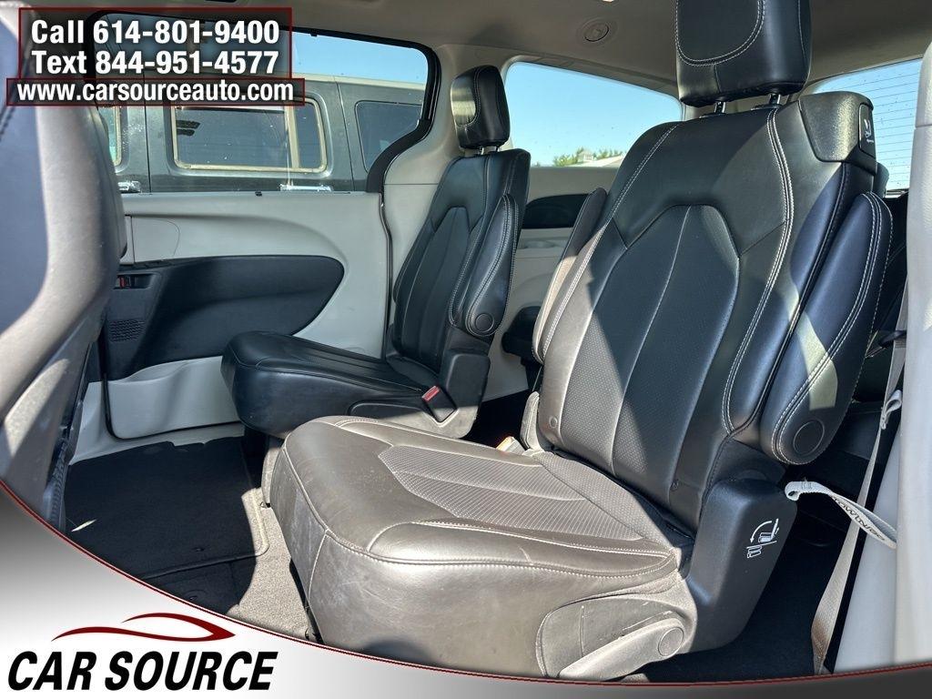 Chrysler Pacifica  2023