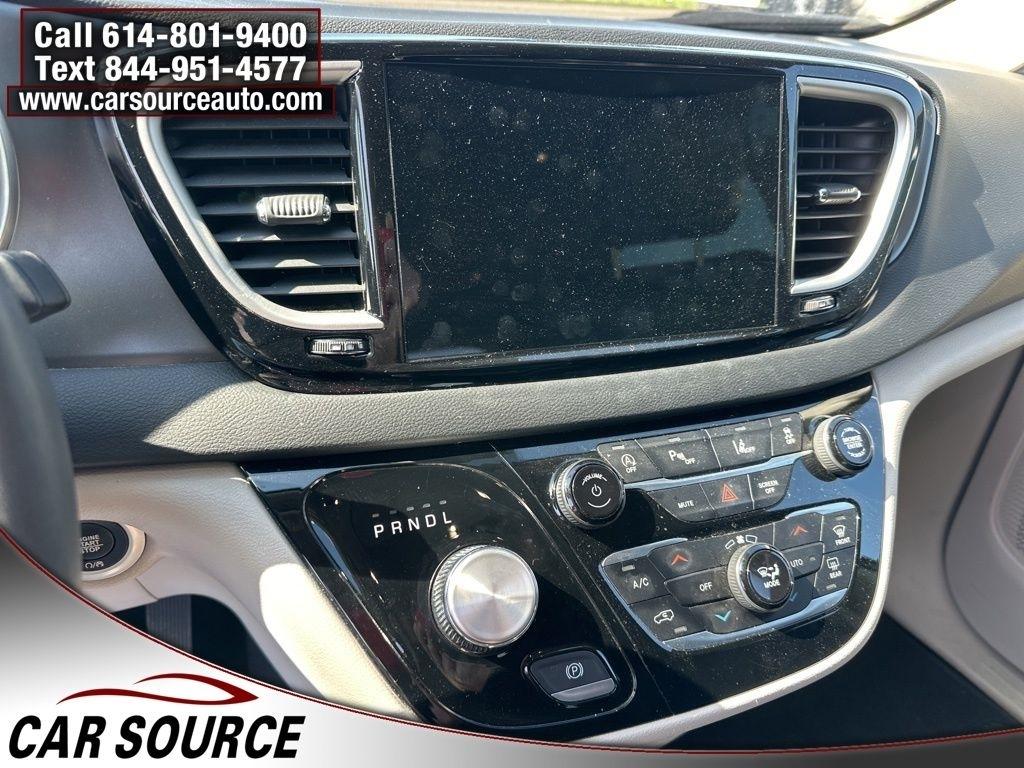 Chrysler Pacifica  2023
