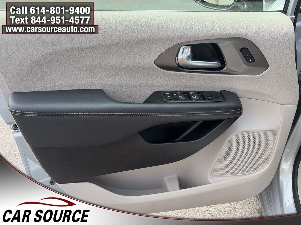 Chrysler Pacifica  2024