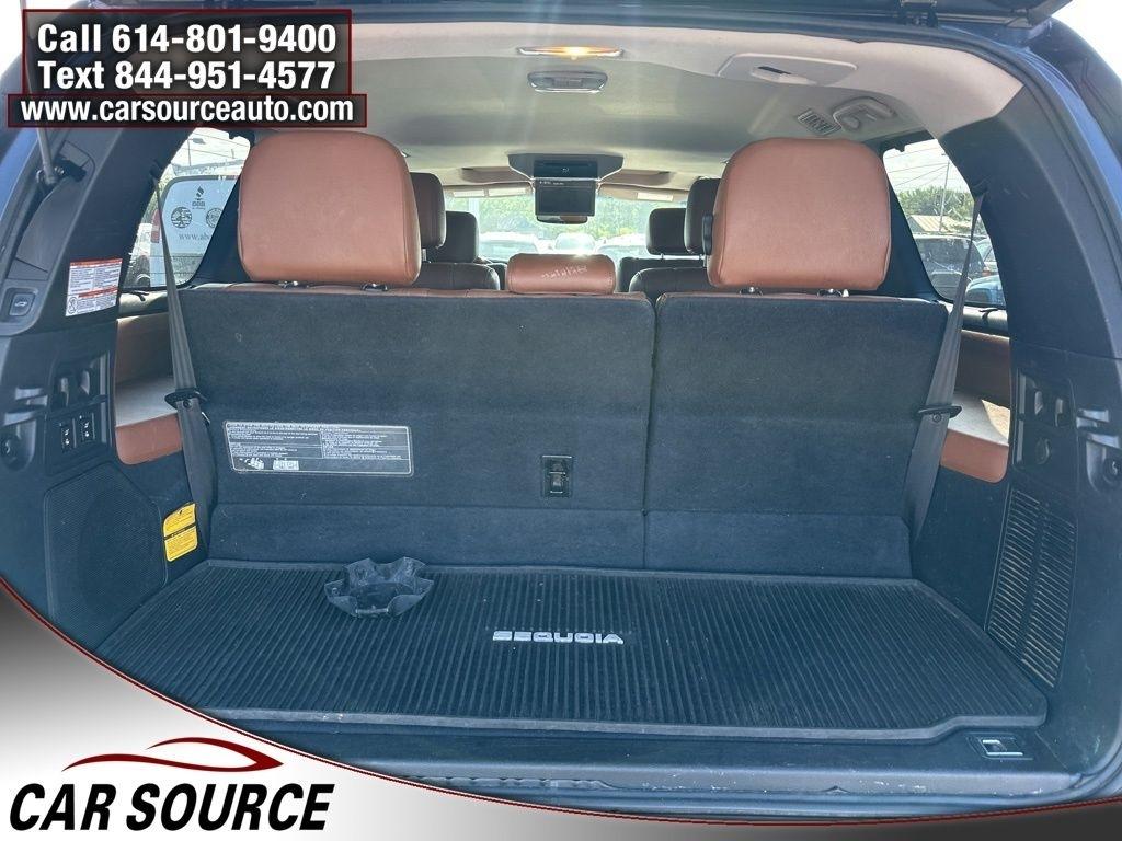 Toyota Sequoia  2016