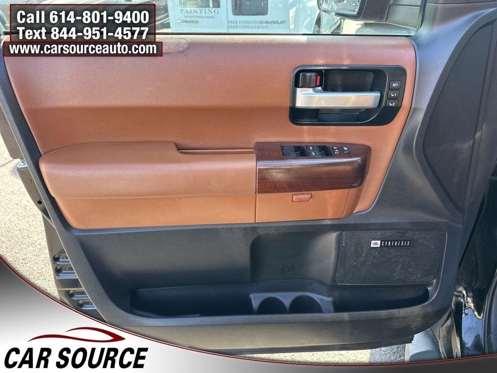 Toyota Sequoia  2016