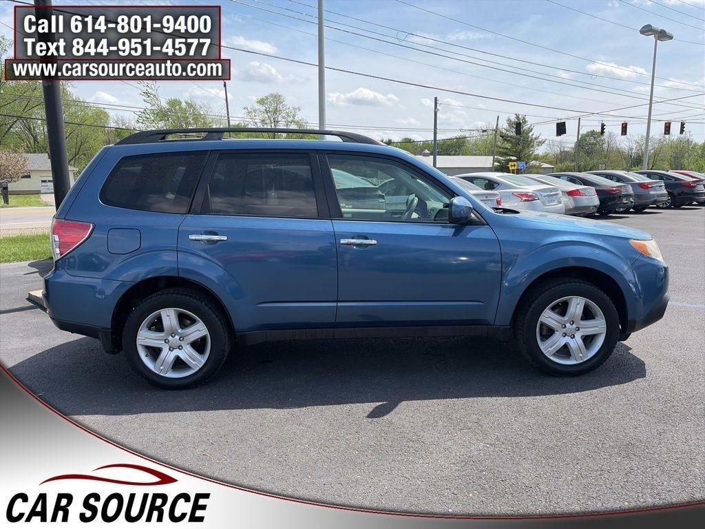 Subaru Forester  2010