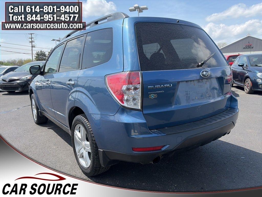 Subaru Forester  2010