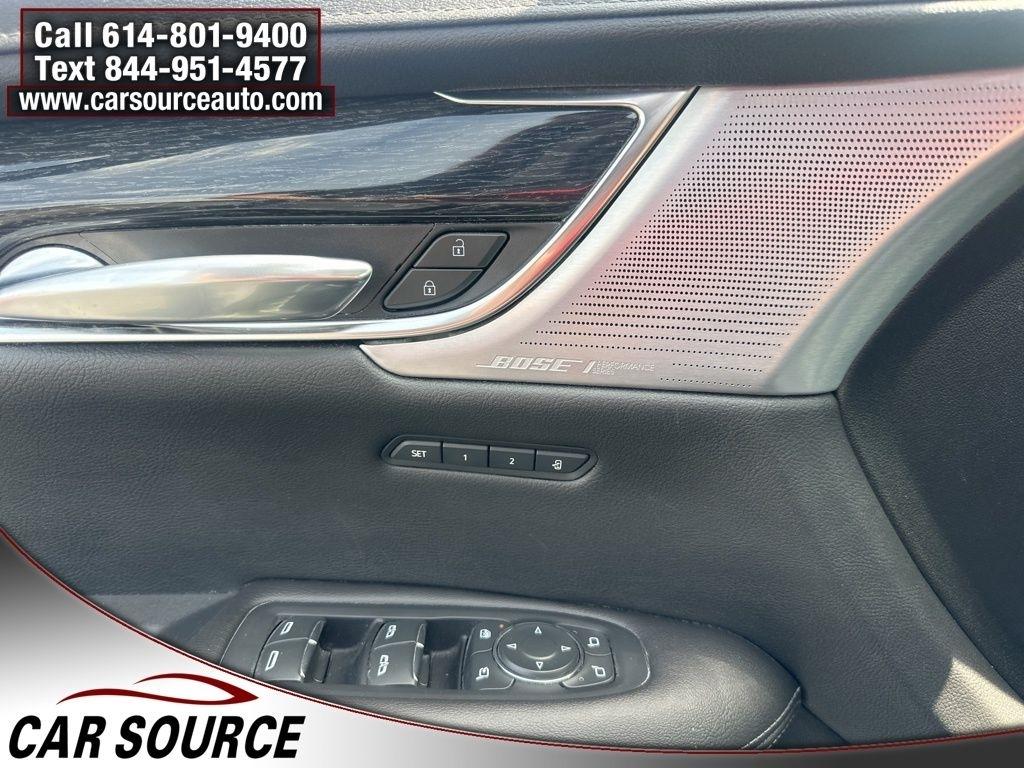 Cadillac XT5  2023