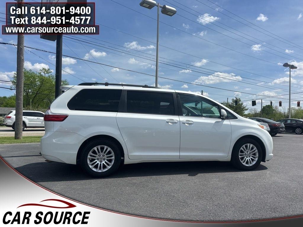 Toyota Sienna  2015