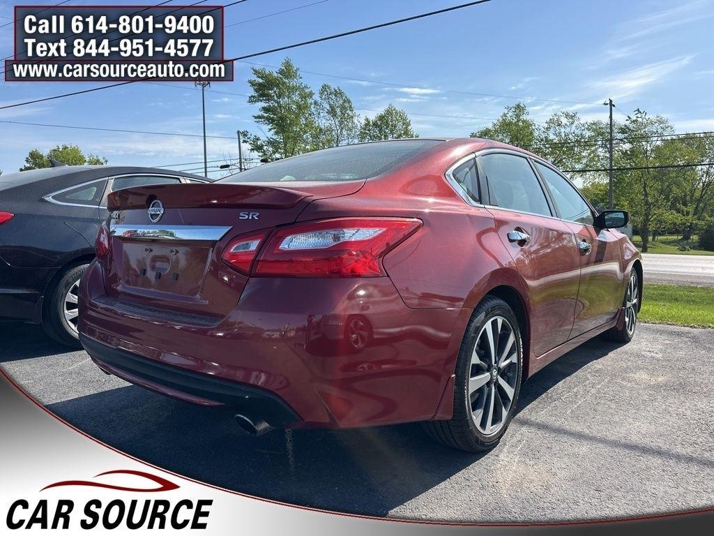 Nissan Altima  2016