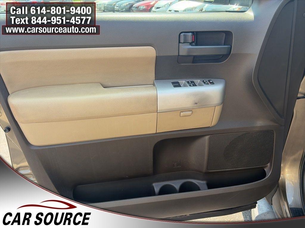 Toyota Sequoia  2008