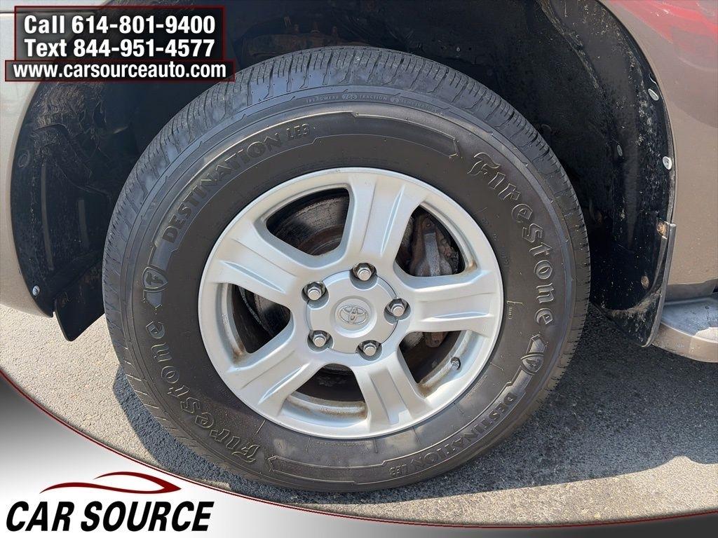 Toyota Sequoia  2008