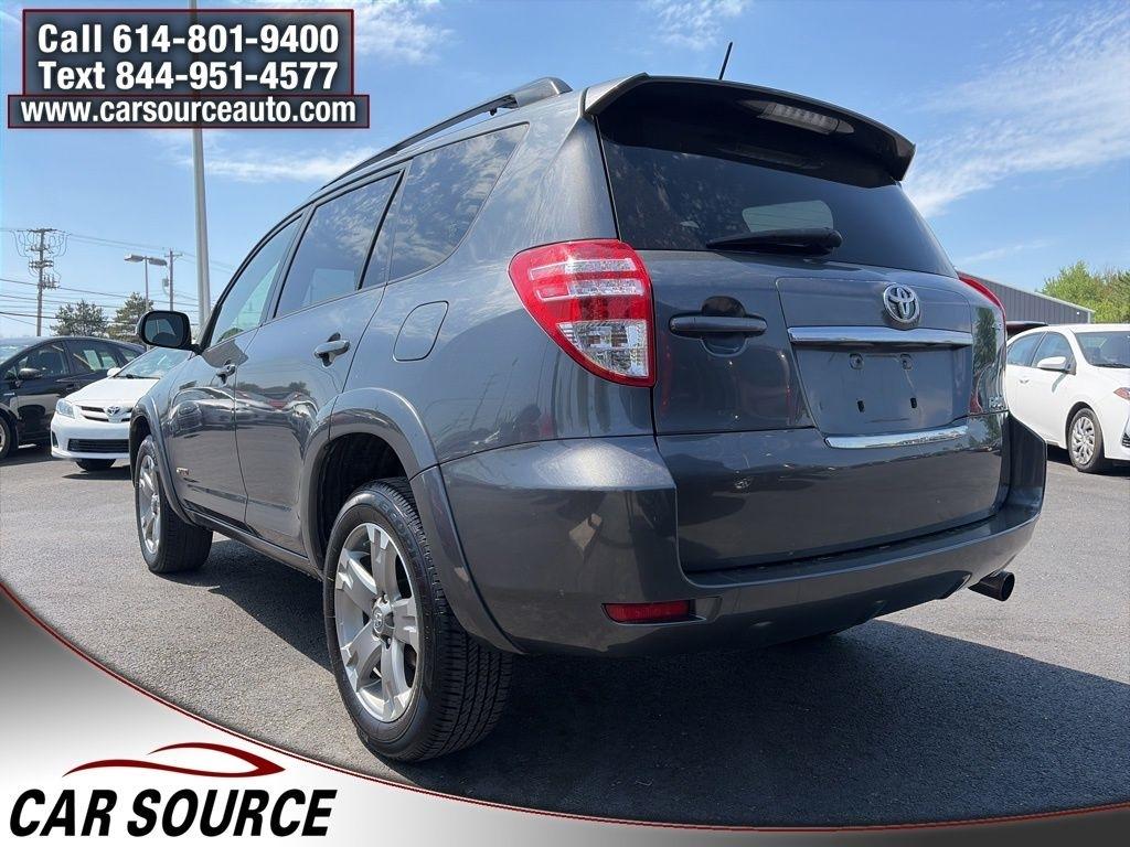 Toyota RAV4  2012