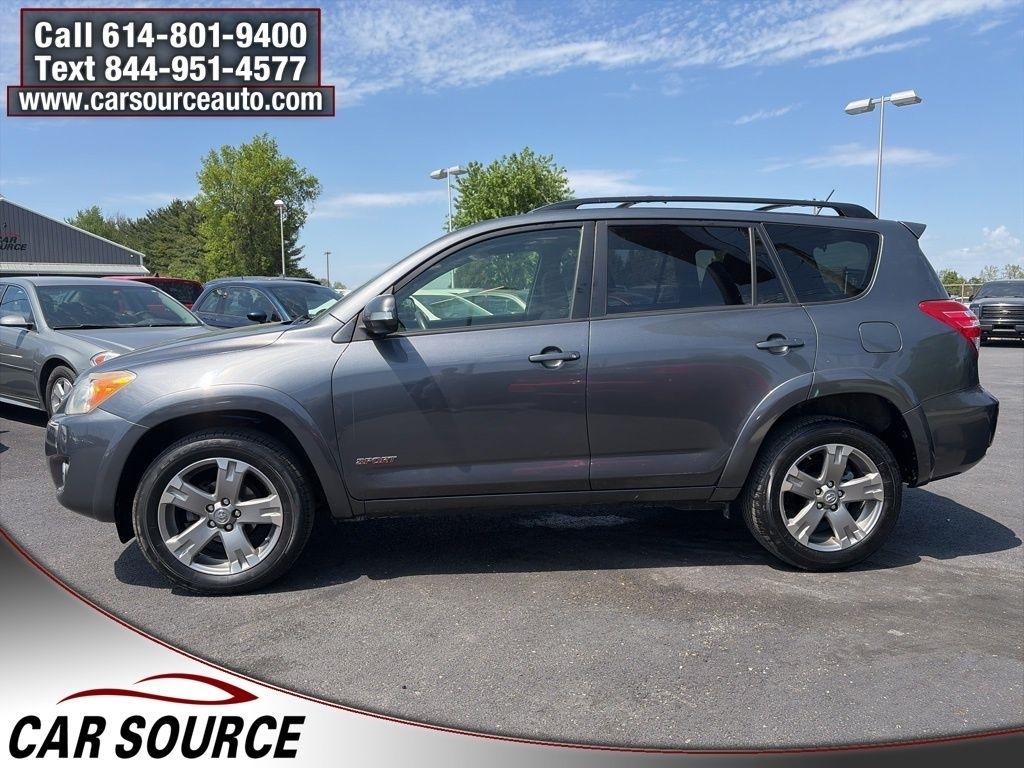 Toyota RAV4  2012
