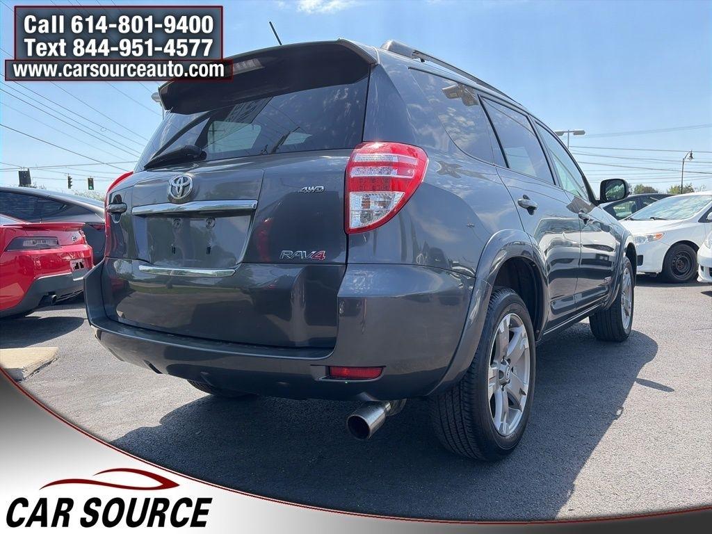 Toyota RAV4  2012