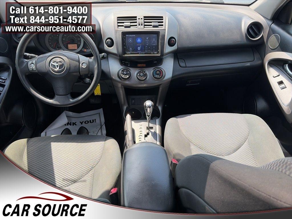 Toyota RAV4  2012