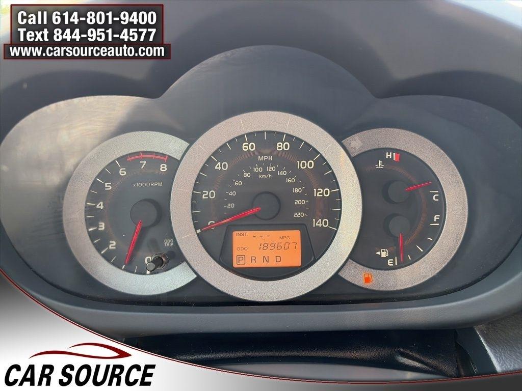 Toyota RAV4  2012