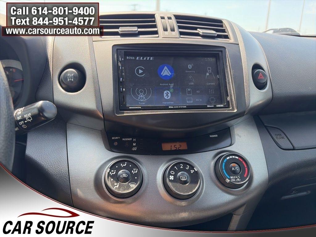 Toyota RAV4  2012