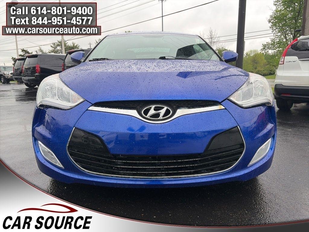 Hyundai Veloster  2013