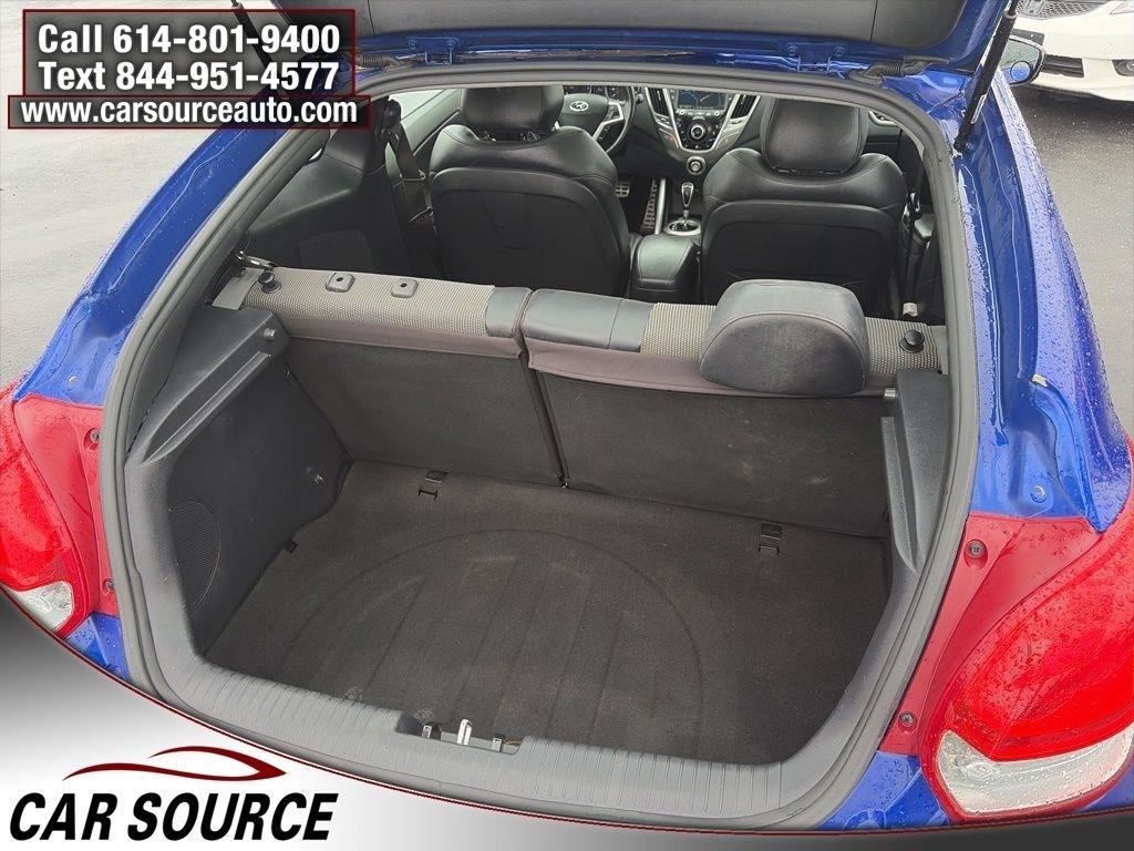 Hyundai Veloster  2013