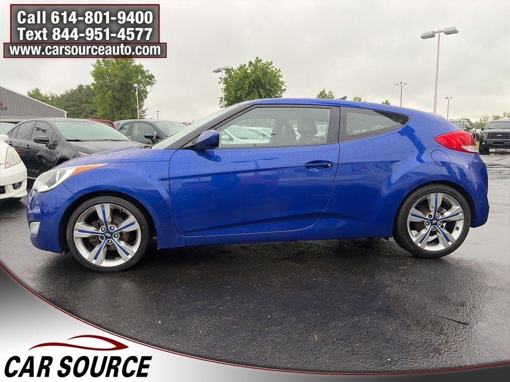 Hyundai Veloster  2013