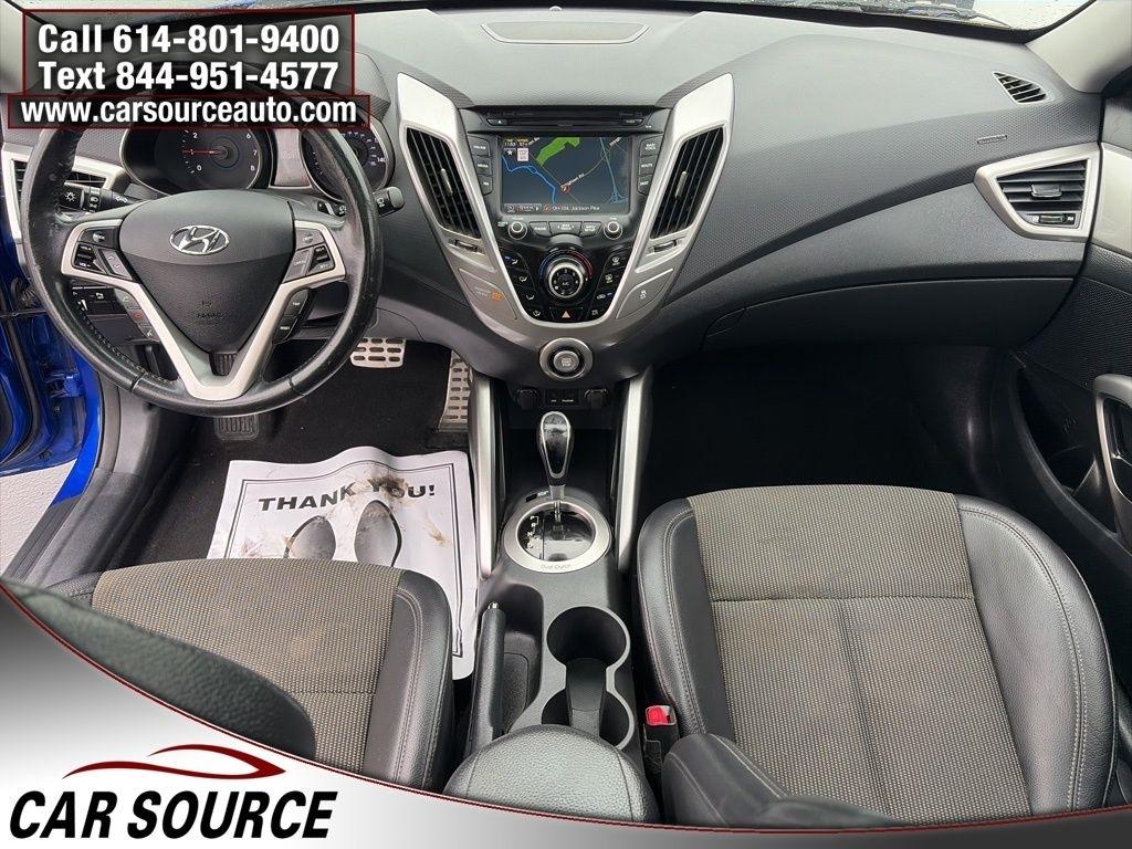 Hyundai Veloster  2013