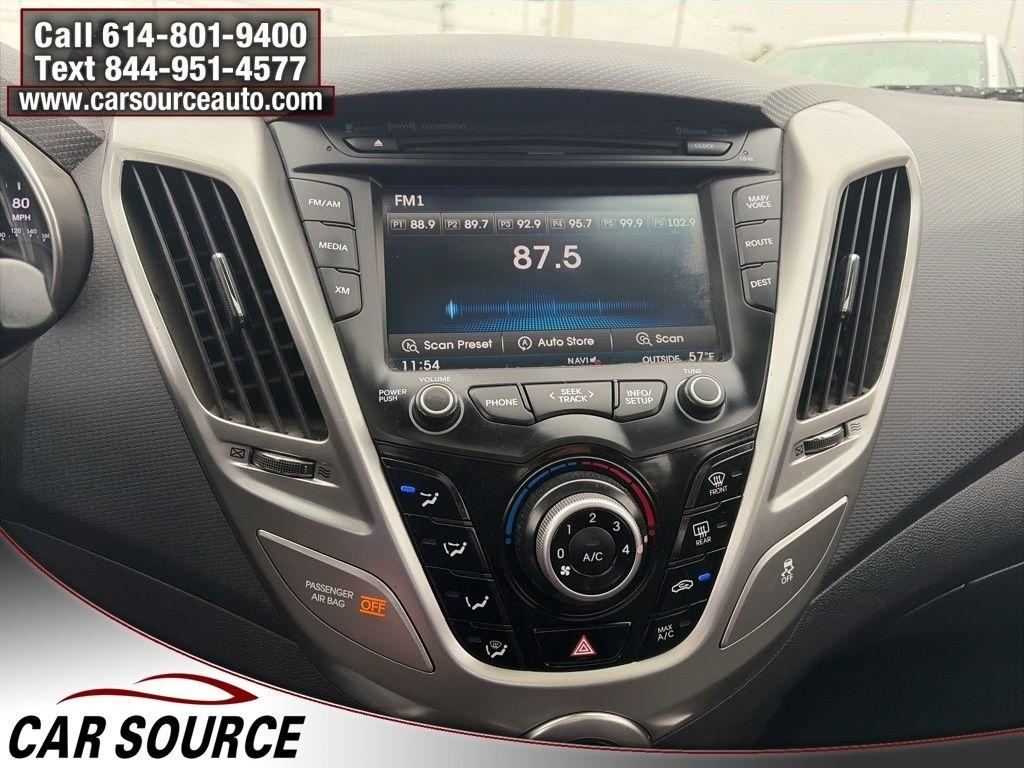 Hyundai Veloster  2013