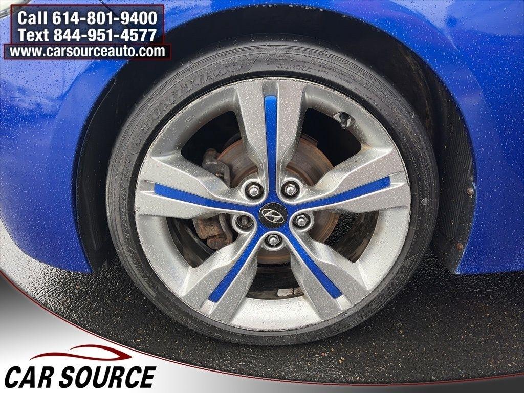 Hyundai Veloster  2013