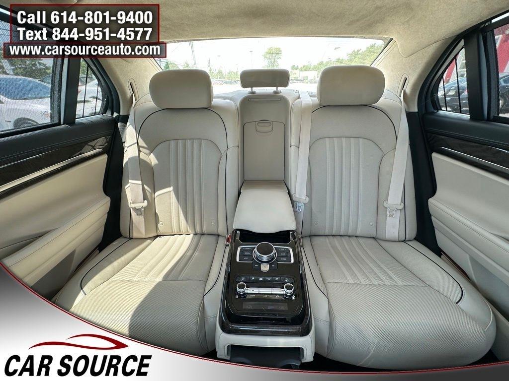 Genesis G90  2019