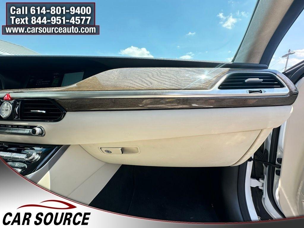 Genesis G90  2019