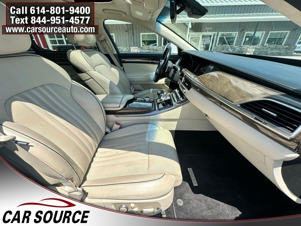 Genesis G90  2019