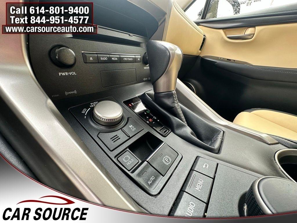 Lexus NX  2017
