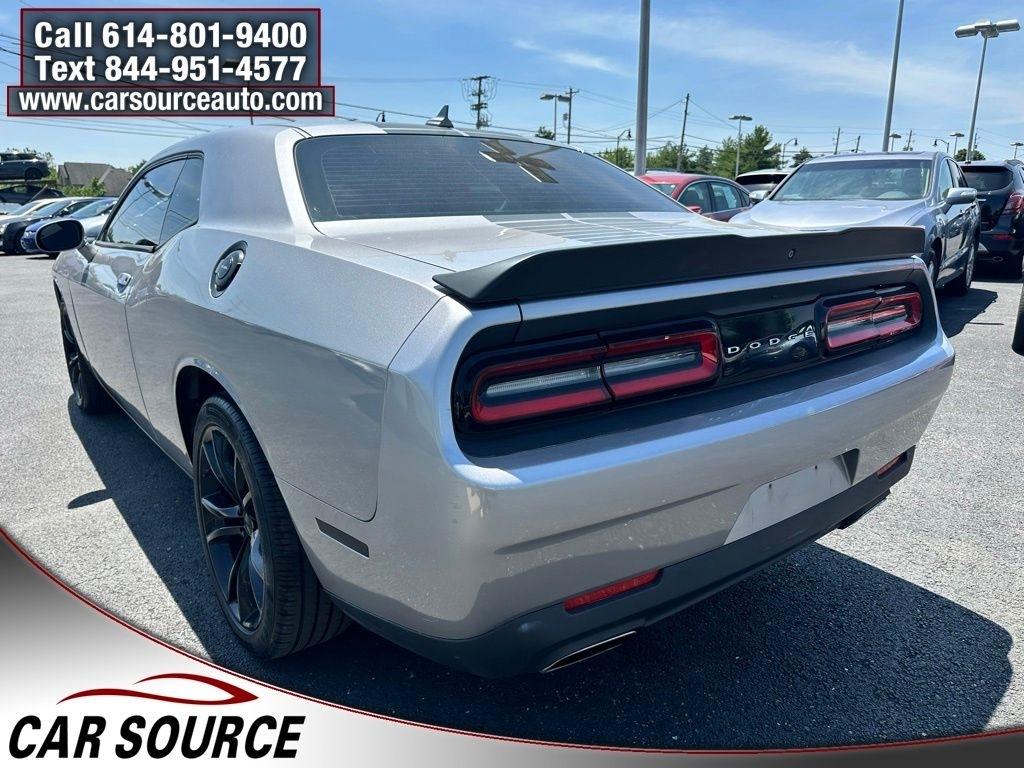 Dodge Challenger  2016