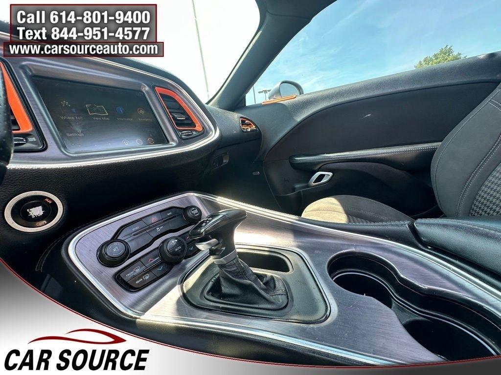 Dodge Challenger  2016