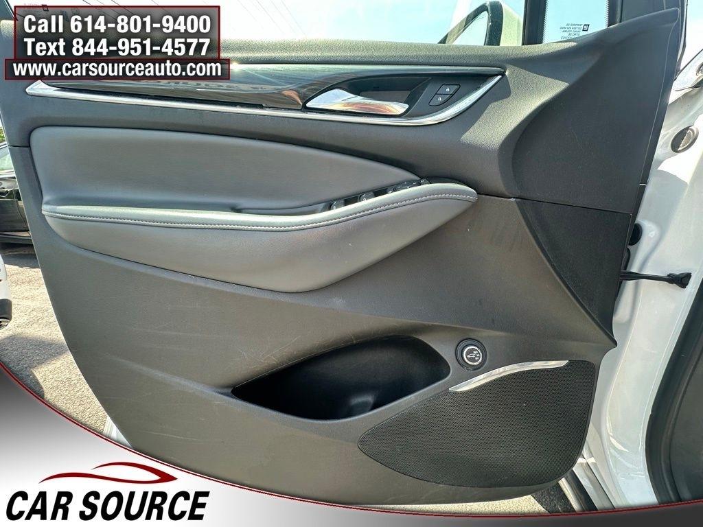 Buick Enclave  2023