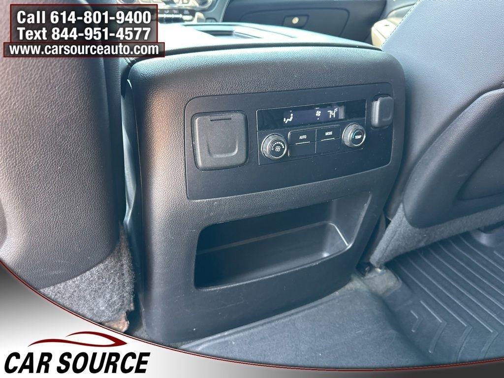 Chevrolet Tahoe  2015