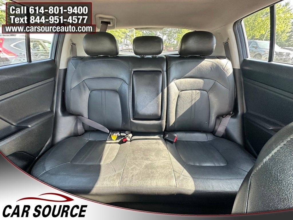 Kia Sportage  2012