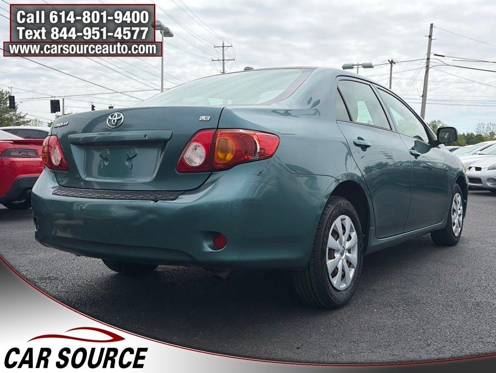 Toyota Corolla  2009