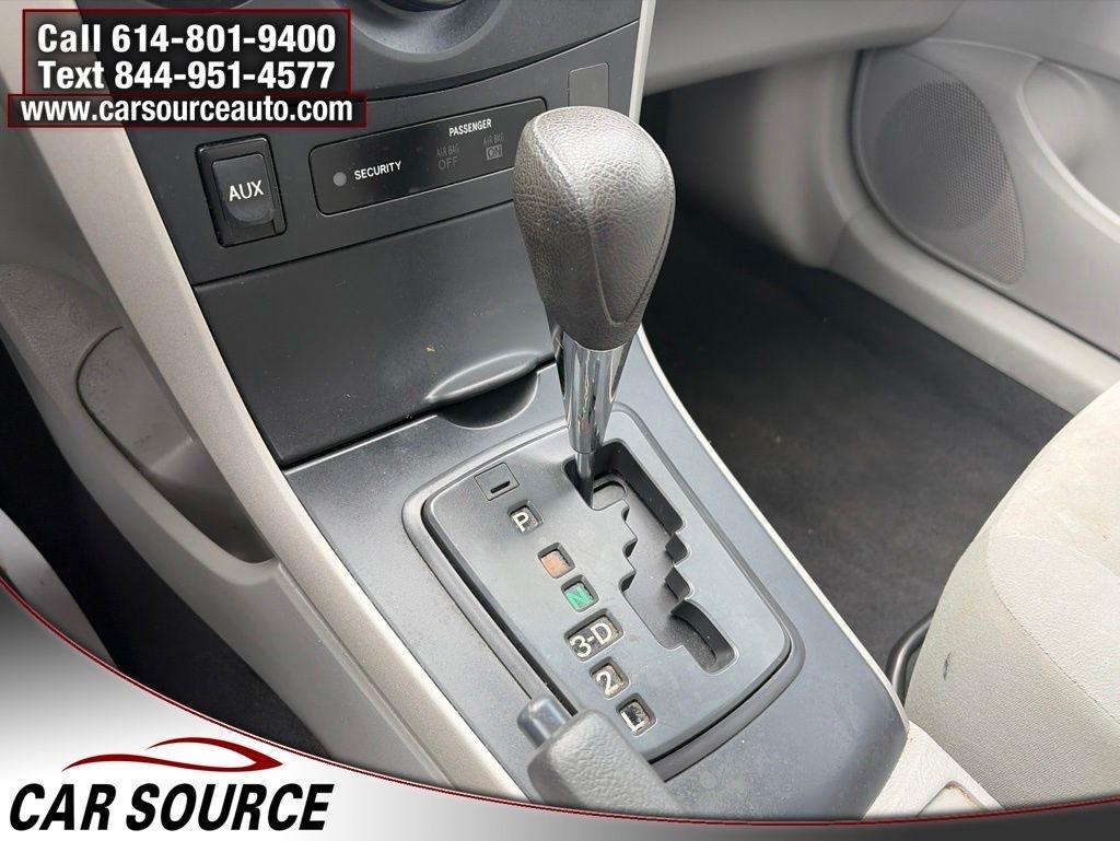 Toyota Corolla  2009